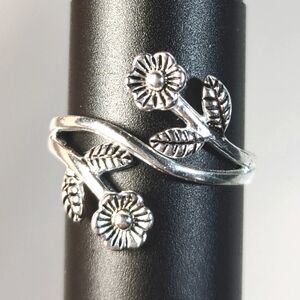 925 Silver Women's Flowers Ring Size 7